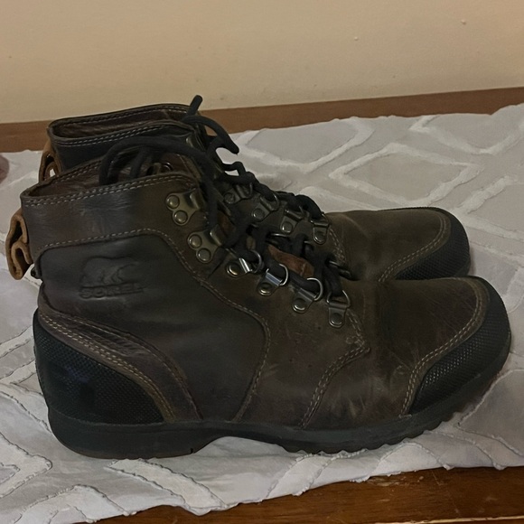 Sorel Boots Sz 7 - Picture 2 of 12